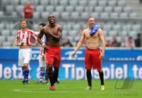 1. Fussball Bundesliga: Edson Braafheid, Franck Ribery (v. li., FC Bayern Muenchen)