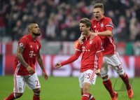 Fussball CHL 16/17 Achtelfinale: FC Bayern Muenchen - Arsenal London