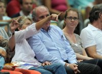 Basketball Nationalmannschaft 2011/2012 : Praesident Uli Hoeness (FC Bayern Muenchen) mit seiner Familie