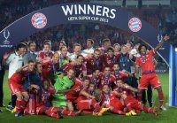 Fussball Supercup Finale 2013: JUBEL Supercupsieger FC Bayern Muenchen
