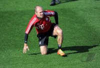 Fussball 1. Bundesliga 11/12: FC Bayern Muenchen Training in Doha