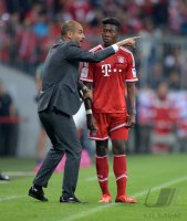 Fussball  1. Bundesliga Saison 2013/2014: FC Bayern Muenchen - Borussia Moenchengladbach