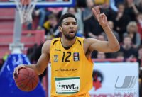 Basketball 1. Bundesliga 15/16 Hauptrunde: Walter Tigers Tuebingen - medi bayreuth