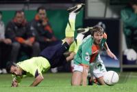 Fussball Champions League: Bremen - Barcelona, Zweikampf