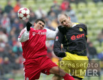 Fussball 1. Bundesliga: Bayern-Dortmund; Zweikampf