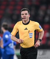 Fussball DFB Pokal  Achtelfinale  2025/2026  03.12.2025 
SC Freiburg - SV Darmstadt 98