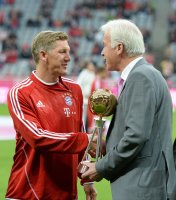 Fussball  1. Bundesliga Saison 2013/2014: FC Bayern Muenchen - Borussia Moenchengladbach