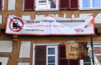 Plakat der Buergerinitiative Gleisfrei, nein zur Innenstadtstrecke