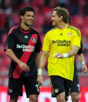 Fussball: Europa League, Saison 2010/2011: Bayer 04 Leverkusen, ADLER und BALLACK