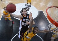 Basketball 1. Bundesliga 2012/2013:  Walter Tigers Tuebingen - ratiopharm Ulm