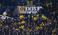 FUSSBALL1. Bundesliga  Saison 2012/2013:  Protest der Fans von Borussia Dortmund