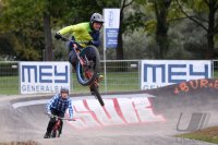 3 in One Treffpunkt unter der B28 Bruecke in Tuebingen