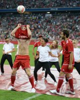 Fussball International Audi Cup 2013: Halbzeitshow, Audi Freestyler