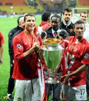 Fussball CHL  FINALE 2008 RONALDO (ManU) mit CHL Pokal