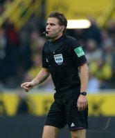 Fussball 1. Bundesliga :  Schiedsrichter Felix Brych