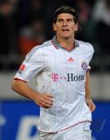 FUSSBALL, 1. BUNDESLIGA, 14. Spieltag: Bayern GOMEZ