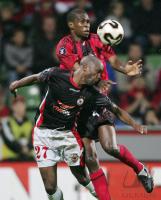 Fussball Uefa Cup: Leverkusen - Sofia, Zweikampf