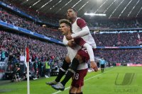 Fussball 1. Bundesliga Saison 19/20: JUBEL Leon Goretzka (FC Bayern Muenchen)