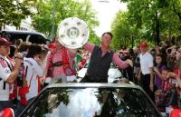 Fussball 1. Bundesliga : Deutscher Meister 09/10 FC Bayern Muenchen