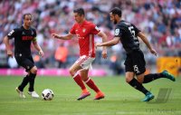 Fussball 1. Bundesliga Saison 16/17: FC Bayern Muenchen - 1. FC Koeln