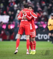 Fussball 1. Bundesliga  Saison  2025/2026  16. Spieltag FC Bayern Muenchen -  VfL Wolfsburg