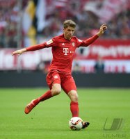 Fussball 1. Bundesliga Saison 15/16: FC Bayern Muenchen - VfB Stuttgart