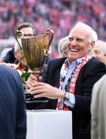 Fussball  1.Bundesliga   Saison 17/18: FC Bayern Muenchen - Hamburger SV