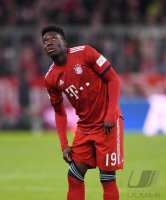 Fussball 1. Bundesliga Saison 18/19: FC Bayern Muenchen - VfB Stuttgart