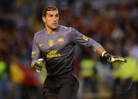 FUSSBALL International: Torwart Victor Valdes (Barca)