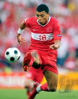 FUSSBALL EURO 2008: Tuerkei, KAZIM am Ball