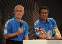 FUSSBALL WM 2010:  ADIDAS PK  Goldener Schuh;  Gerd Mueller und Eusebio