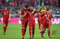 Fussball 1. Bundesliga Saison 15/16: FC Bayern Muenchen - Borussia Dortmund