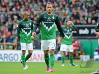 Fussball: 1. Bundesliga Saison 2010/2011: Bremen, WESLEY, FRINGS und ARNAUTOVIC