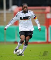 FUSSBALL, INTERNATIONAL: Deutschland U18, YABO Einzelaktion