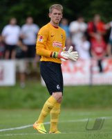 FUSSBALL 1. Bundesliga 2013/2014: Torwart Daniel Batz (SC Freiburg)