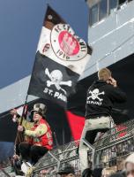 Fussball: St. Pauli - Bayern, FANS