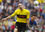 Fussball Bundesliga: Borussia Dortmund - Schalke 04, Zweikampf