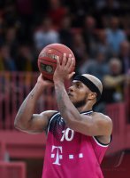 Basketball 1. Bundesliga 15/16 Hauptrunde: Walter Tigers Tuebingen - Telekom Baskets Bonn