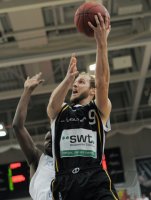 Basketball 1. Bundesliga 2011/2012:  Walter Tigers Tuebingen - Fraport Skyliners Frankfurt