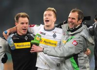 Fussball DFB Pokal 11/12 :  Torwart Marc Andre ter Stegen, Marco Reus (v. li., Borussia Moenchengladbach)