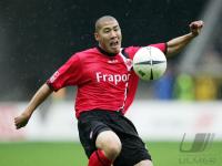 Fussball 1. Bundesliga: Frankfurt, CHA Einzelaktion am Ball