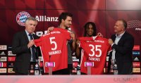 Fussball 1. Bundesliga 16/17: FC Bayern Muenchen Neuzugaenge Hummels und Renato Sanches
