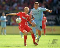 2. Fussball Bundesliga:  Christoph Menz (li,  1. FC Union Berlin) gegen Manuel Schaeffler (re, 1860 Muenchen)
