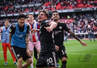 Fussball 1. Bundesliga  Saison  2025/2026  28. Spieltag SC Freiburg - FC Bayern Muenchen