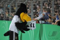 Fussball International  U 20 Laenderspiel:  DFB Maskottchen Paule