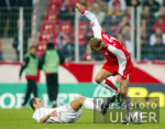 Fussball 2. Bundesliga: Koeln - Reutlingen, Zweikampf