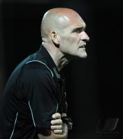 FUSSBALL 3. BUNDESLIGA: Kickers Emden, EMERLING