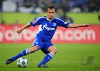 FUSSBALL 1. BUNDESLIGA: Schalke, RAFINHA Einzelaktion