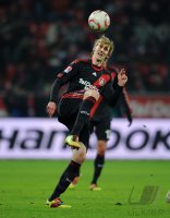 Fussball: 1. Bundesliga Saison 2010/2011: Leverkusen, KIESSLING am Ball