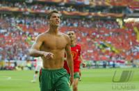 Fussball International Euro 2004:    JUBEL Cristiano RONALDO (POR)